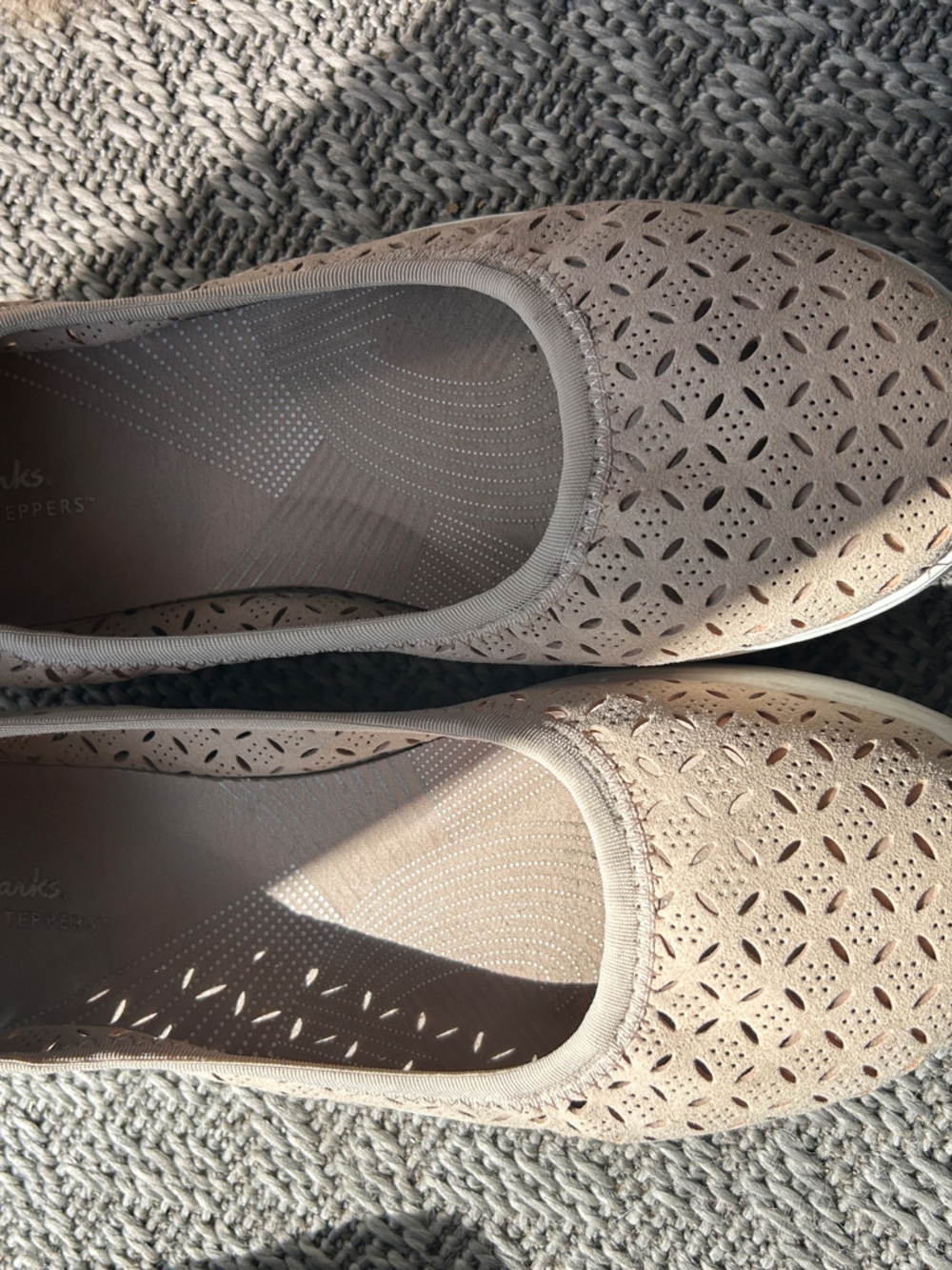 Clarks Women's Light Beige Laser-Cut Slip-On Flats